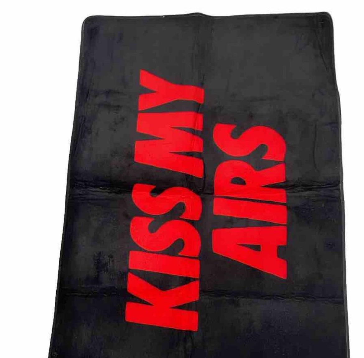 KISS MY AIRS RUG